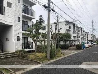 ロイヤルグリーン八千代の画像