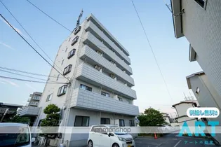 フラワーハイツ久米・【1階】の外観