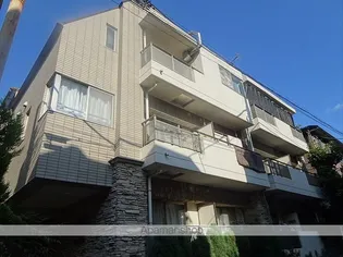 アザレア安藤の画像