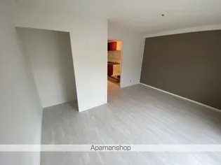 鈴木グリーンハイツC【302号室】の居間