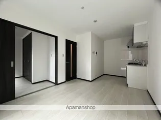 PHOENIX香椎駅前【1階】の居間