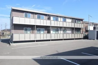 エストレーノ【1階】の外観