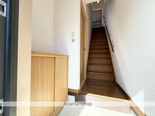 ピースポーター【7号室】の玄関