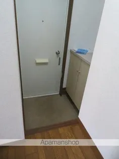 スコラコート【101号室】の玄関