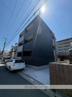 BRUNELLE COURTの画像