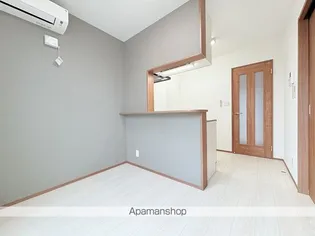 PINES【1階】の居間