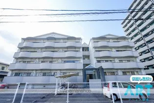 K,Yフラット【3階】の外観