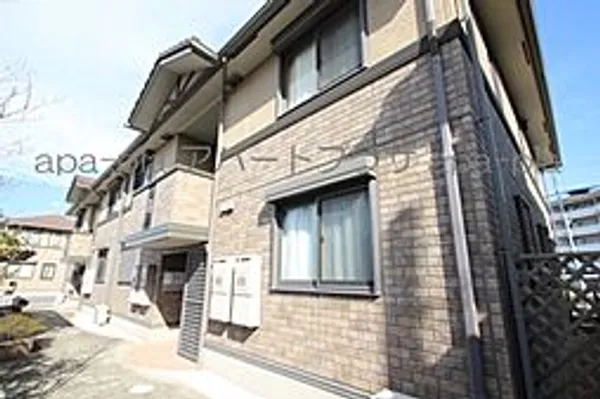 サンモールプラザB【2階】の外観