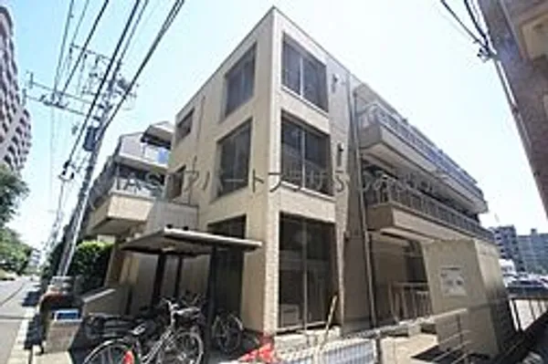 エルクレエ【1階】の外観