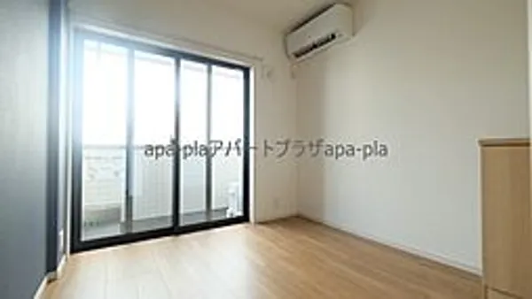 MELDIA新河岸【2階】の居間