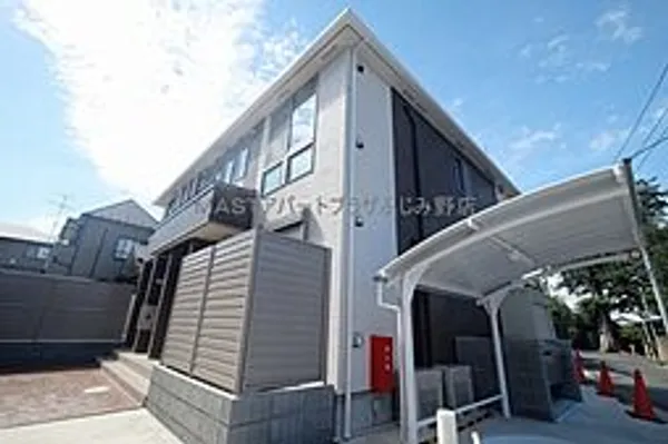 ラピュール【1階】の外観