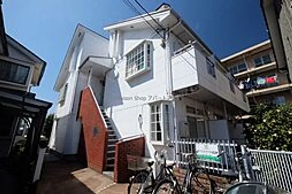 ホワイトヴィラ鶴瀬の画像