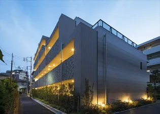 東京都新宿区高田馬場4丁目【マンション】の外観