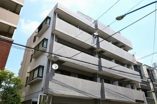 ペガサスマンション目白【2階】の外観