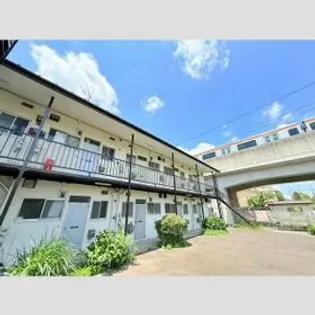 中伸荘【2階】の外観