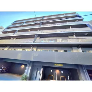 東京都千代田区内神田2丁目【マンション】の外観