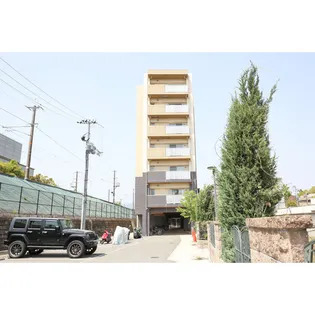 大阪府吹田市千里万博公園【マンション】の外観