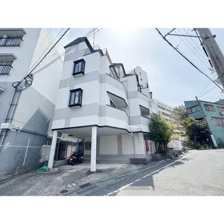 クレストコートの画像