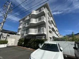 チュリス川合の画像