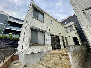 東京都港区南青山2丁目【アパート】の外観