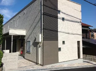 大阪府茨木市南春日丘6丁目【アパート】の外観