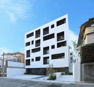 愛知県名古屋市昭和区川名本町6丁目【マンション】の外観