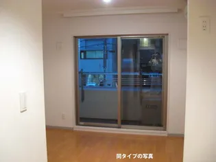 東京都港区三田1丁目【マンション】の外観