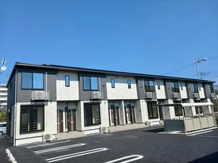 栃木県小山市城東4丁目【アパート】の外観