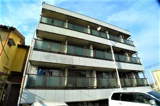 埼玉県新座市大和田4丁目【マンション】の外観
