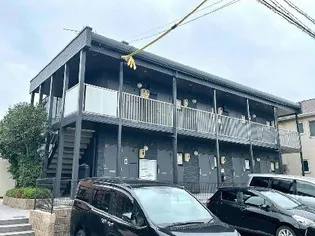 愛知県半田市平地町5丁目【アパート】の外観