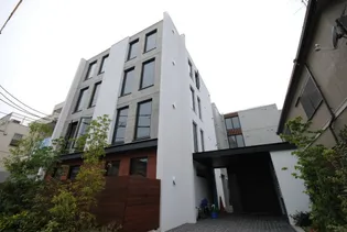 東京都新宿区大久保2丁目【マンション】の外観