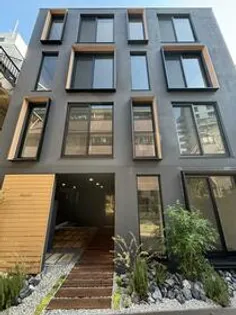 東京都杉並区高円寺南2丁目【マンション】の外観