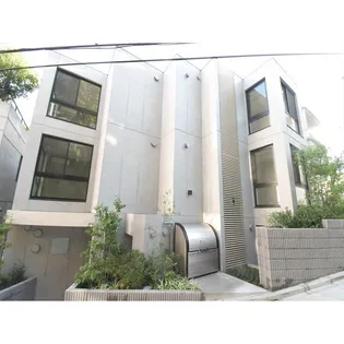 東京都新宿区中落合2丁目【マンション】の外観