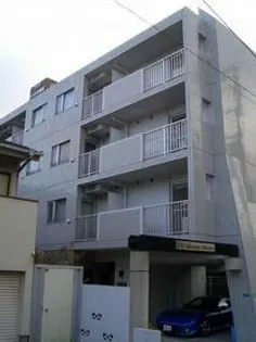 東京都大田区石川町2丁目【マンション】の外観