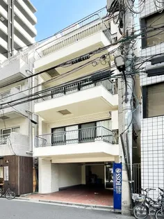 東京都新宿区西新宿7丁目【マンション】の外観