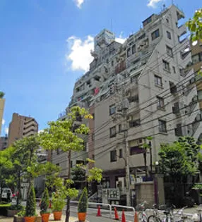 東京都新宿区西新宿7丁目【マンション】の外観