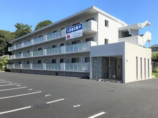 コンシェリーコートの画像