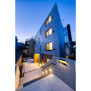 東京都新宿区北新宿1丁目【マンション】の外観