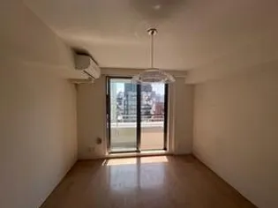 東京都新宿区住吉町【マンション】の外観