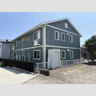 ローズコート ルピナスの画像