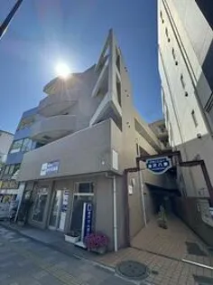 神奈川県横浜市金沢区六浦1丁目【マンション】の外観