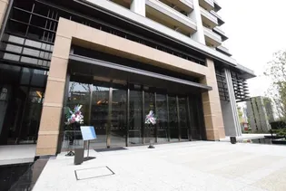 東京都品川区上大崎3丁目【マンション】の外観