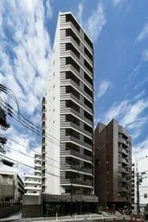 東京都渋谷区千駄ヶ谷3丁目【マンション】の外観