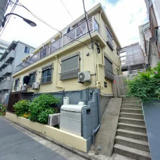 東京都新宿区百人町2丁目【アパート】の外観