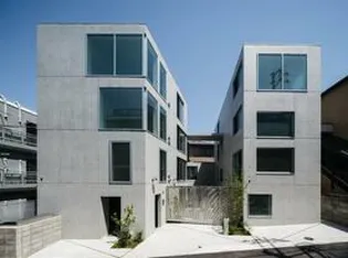 東京都渋谷区幡ヶ谷3丁目【マンション】の外観