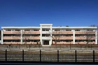 東京都八王子市西片倉1丁目【マンション】の外観