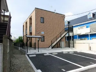 レオネクストファミールつつじヶ丘【2階】の外観