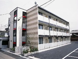 レオパレス多摩平【1階】の外観