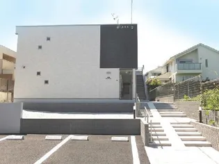 神奈川県横浜市鶴見区東寺尾北台【アパート】の外観