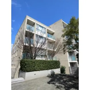 東京都渋谷区神宮前3丁目【マンション】の外観